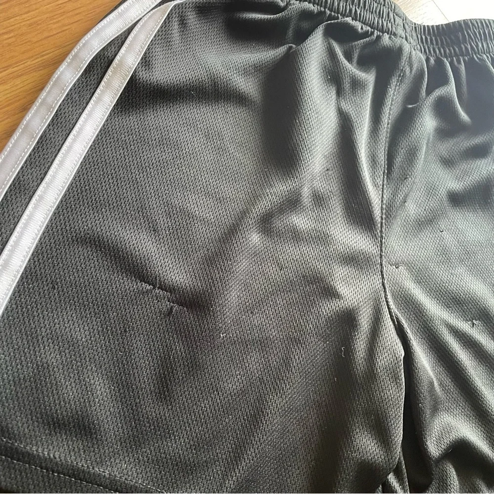 🟢3/$15 ADIDAS Shorts - Picture 9 of 9